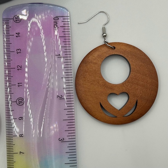 Artisan Crafted - Wooden Heart Cutout Earrings - Picture 9 of 10